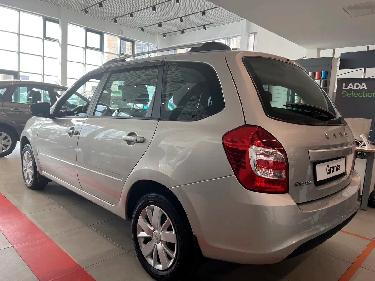 Lada Granta Универсал в Екатеринбург - фото №2